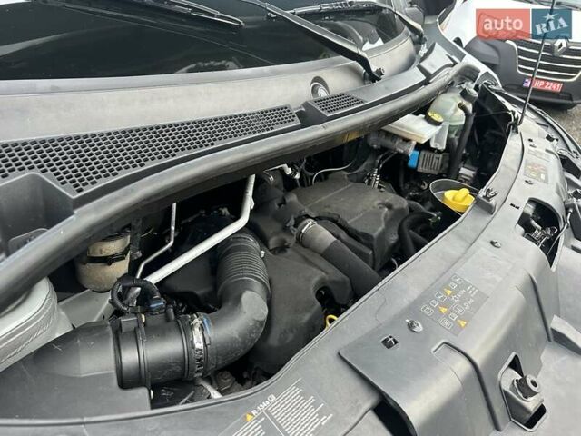 Білий Рено Мастєр, об'ємом двигуна 2.3 л та пробігом 198 тис. км за 19999 $, фото 21 на Automoto.ua