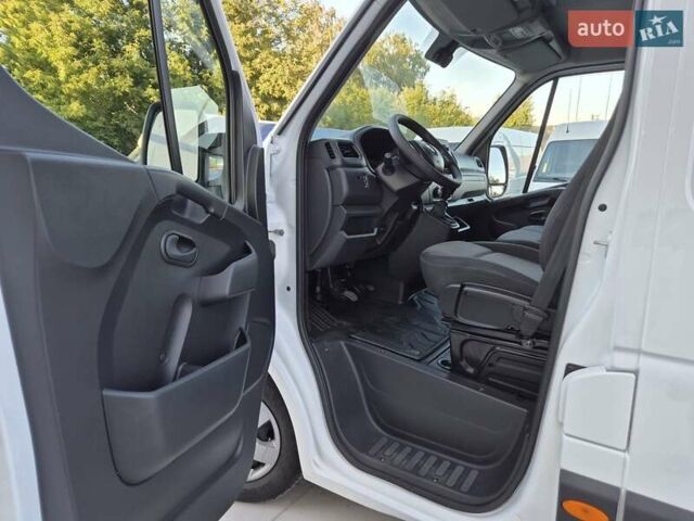 Білий Рено Мастєр, об'ємом двигуна 2.3 л та пробігом 147 тис. км за 21700 $, фото 11 на Automoto.ua