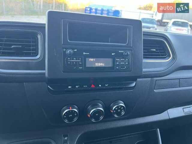 Белый Рено Мастер, объемом двигателя 2.3 л и пробегом 151 тыс. км за 21450 $, фото 21 на Automoto.ua