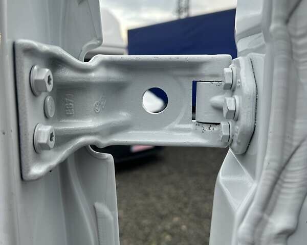 Білий Рено Мастєр, об'ємом двигуна 2.3 л та пробігом 198 тис. км за 19999 $, фото 13 на Automoto.ua