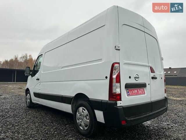 Белый Рено Мастер, объемом двигателя 2.3 л и пробегом 191 тыс. км за 19599 $, фото 2 на Automoto.ua