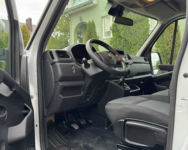 Білий Рено Мастєр, об'ємом двигуна 2.3 л та пробігом 95 тис. км за 27000 $, фото 20 на Automoto.ua