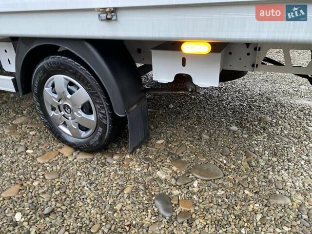 Білий Рено Мастєр, об'ємом двигуна 2.3 л та пробігом 255 тис. км за 18350 $, фото 27 на Automoto.ua