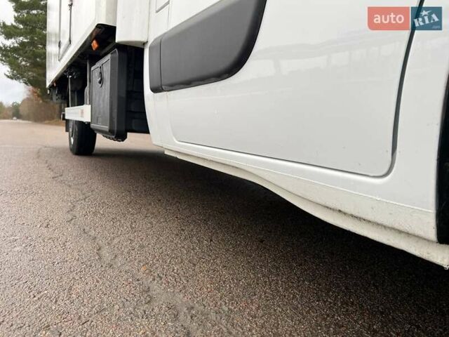 Белый Рено Мастер, объемом двигателя 2.3 л и пробегом 287 тыс. км за 25500 $, фото 53 на Automoto.ua