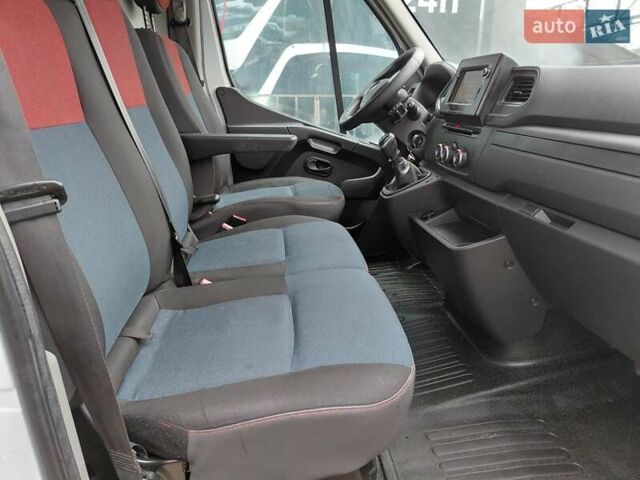 Білий Рено Мастєр, об'ємом двигуна 2.3 л та пробігом 80 тис. км за 20900 $, фото 20 на Automoto.ua