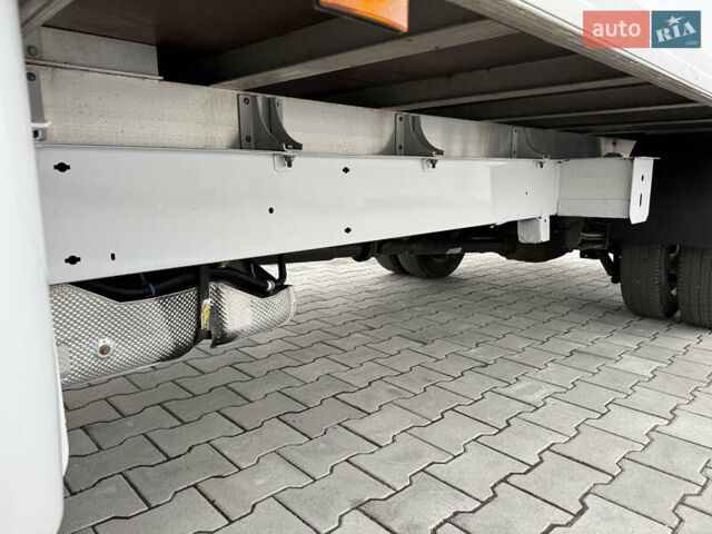 Белый Рено Мастер, объемом двигателя 0 л и пробегом 199 тыс. км за 26500 $, фото 19 на Automoto.ua