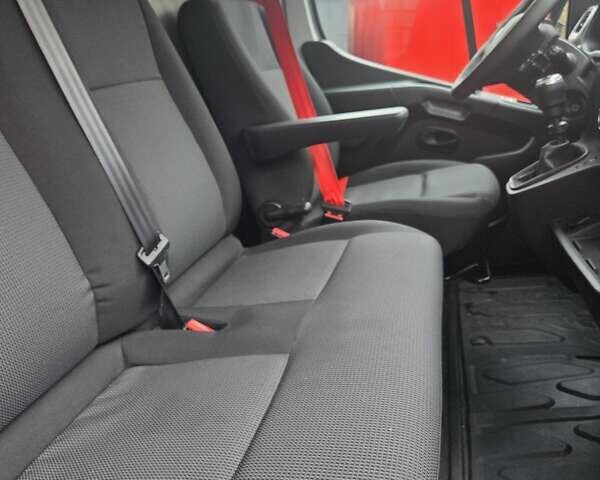 Белый Рено Мастер, объемом двигателя 2.3 л и пробегом 124 тыс. км за 23600 $, фото 45 на Automoto.ua