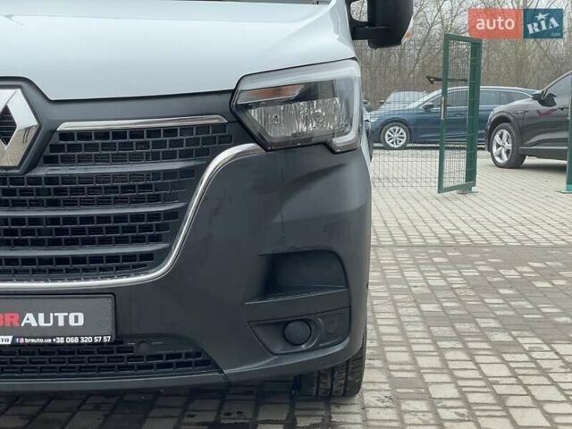 Белый Рено Мастер, объемом двигателя 2.3 л и пробегом 227 тыс. км за 24155 $, фото 6 на Automoto.ua