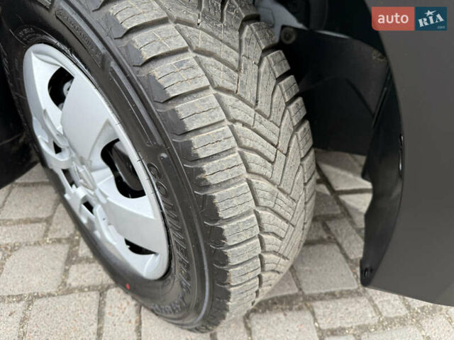 Білий Рено Мастєр, об'ємом двигуна 0 л та пробігом 192 тис. км за 21600 $, фото 35 на Automoto.ua