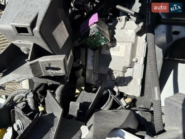 Белый Рено Мастер, объемом двигателя 0 л и пробегом 87 тыс. км за 17500 $, фото 9 на Automoto.ua