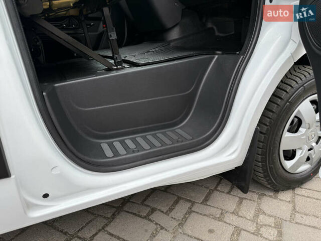 Білий Рено Мастєр, об'ємом двигуна 0 л та пробігом 192 тис. км за 21600 $, фото 54 на Automoto.ua