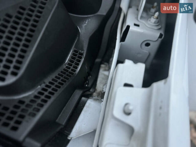 Білий Рено Мастєр, об'ємом двигуна 0 л та пробігом 178 тис. км за 25900 $, фото 41 на Automoto.ua