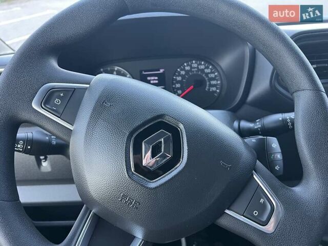 Белый Рено Мастер, объемом двигателя 2.3 л и пробегом 151 тыс. км за 21450 $, фото 19 на Automoto.ua