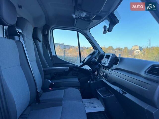 Белый Рено Мастер, объемом двигателя 2.3 л и пробегом 151 тыс. км за 21450 $, фото 25 на Automoto.ua