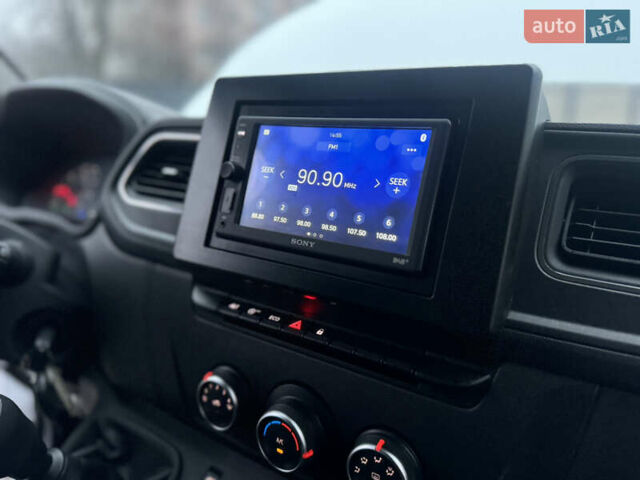 Білий Рено Мастєр, об'ємом двигуна 0 л та пробігом 178 тис. км за 25900 $, фото 37 на Automoto.ua