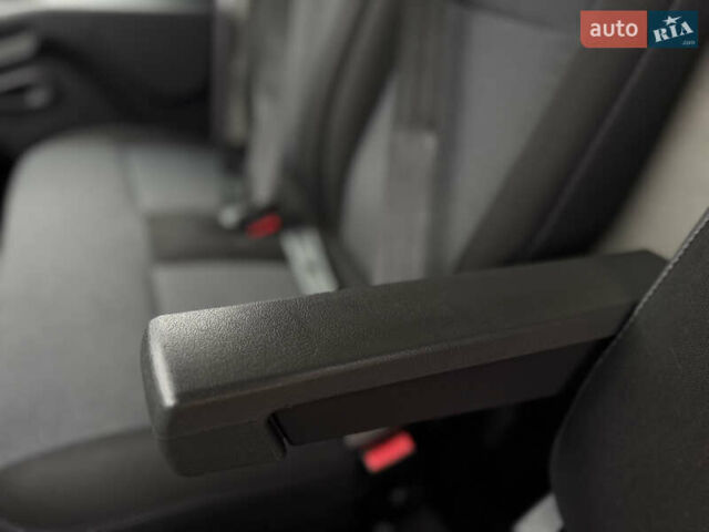 Білий Рено Мастєр, об'ємом двигуна 0 л та пробігом 243 тис. км за 21500 $, фото 24 на Automoto.ua