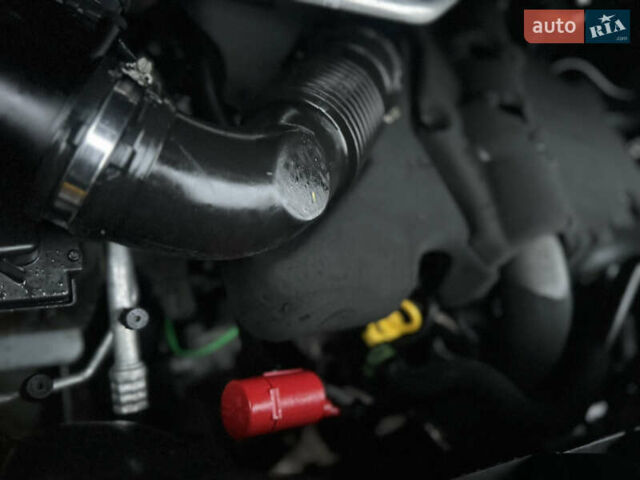 Білий Рено Мастєр, об'ємом двигуна 0 л та пробігом 178 тис. км за 25900 $, фото 39 на Automoto.ua