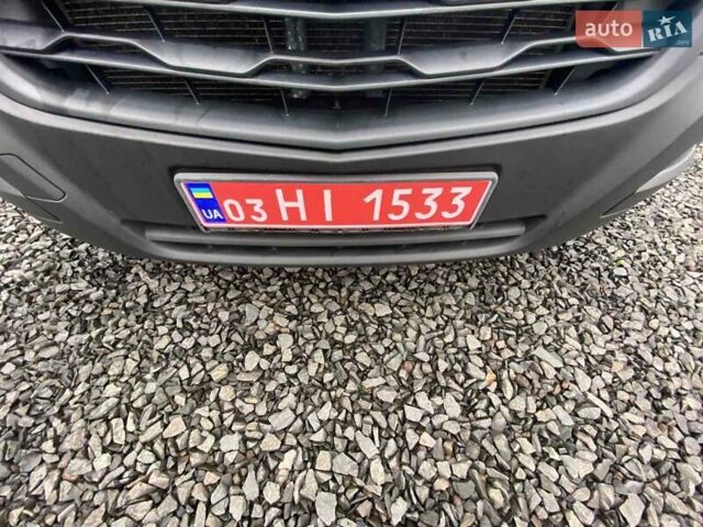 Белый Рено Мастер, объемом двигателя 2.3 л и пробегом 263 тыс. км за 20998 $, фото 15 на Automoto.ua