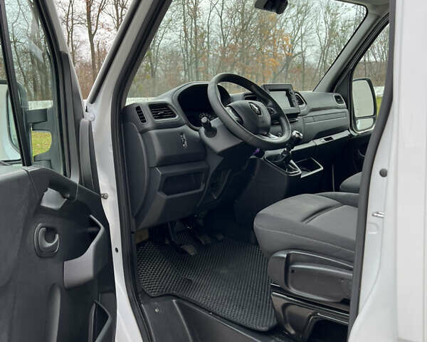 Белый Рено Мастер, объемом двигателя 2.3 л и пробегом 166 тыс. км за 20900 $, фото 15 на Automoto.ua