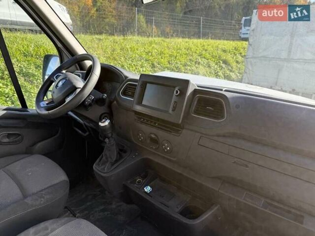 Белый Рено Мастер, объемом двигателя 0 л и пробегом 87 тыс. км за 17500 $, фото 16 на Automoto.ua