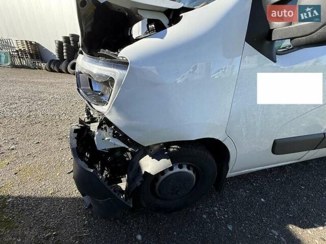 Белый Рено Мастер, объемом двигателя 0 л и пробегом 87 тыс. км за 17500 $, фото 7 на Automoto.ua