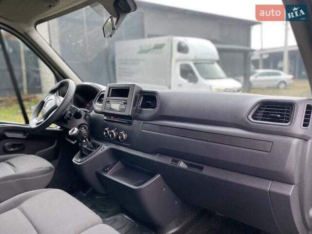 Білий Рено Мастєр, об'ємом двигуна 2.3 л та пробігом 255 тис. км за 18350 $, фото 37 на Automoto.ua