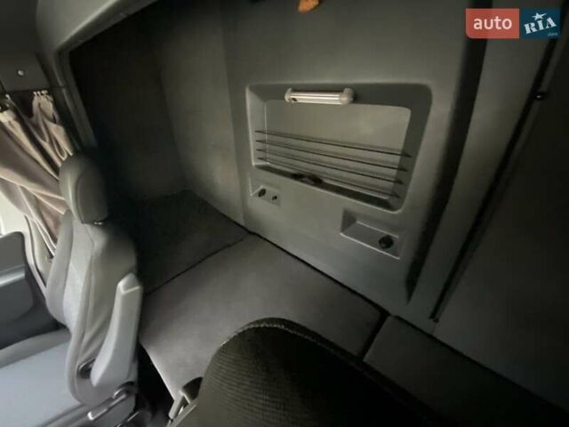 Белый Рено Мастер, объемом двигателя 0 л и пробегом 267 тыс. км за 19999 $, фото 22 на Automoto.ua