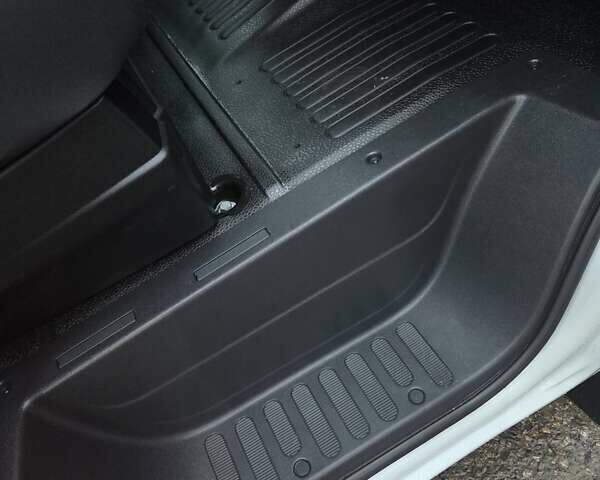 Білий Рено Мастєр, об'ємом двигуна 2.3 л та пробігом 118 тис. км за 22900 $, фото 10 на Automoto.ua