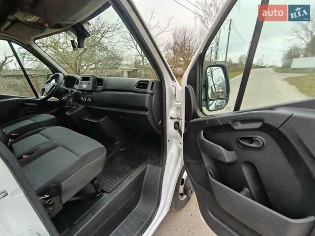 Белый Рено Мастер, объемом двигателя 2.3 л и пробегом 205 тыс. км за 25550 $, фото 26 на Automoto.ua