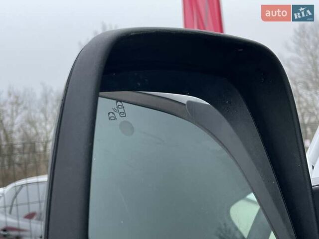 Белый Рено Мастер, объемом двигателя 2.3 л и пробегом 227 тыс. км за 24155 $, фото 22 на Automoto.ua