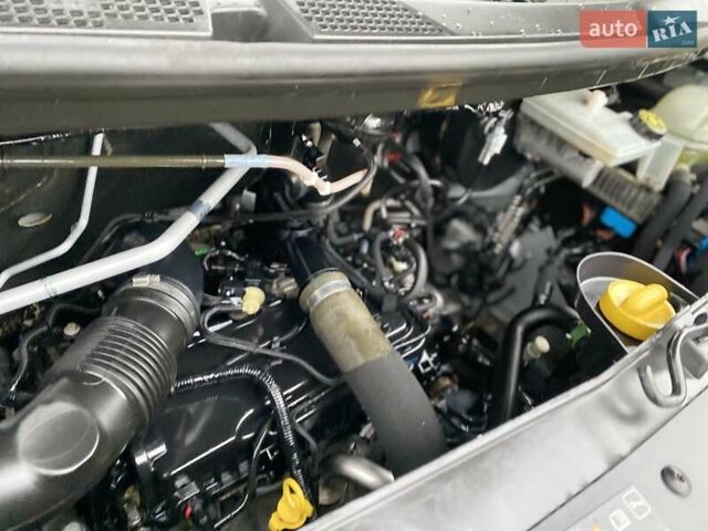 Білий Рено Мастєр, об'ємом двигуна 2.3 л та пробігом 255 тис. км за 18350 $, фото 49 на Automoto.ua