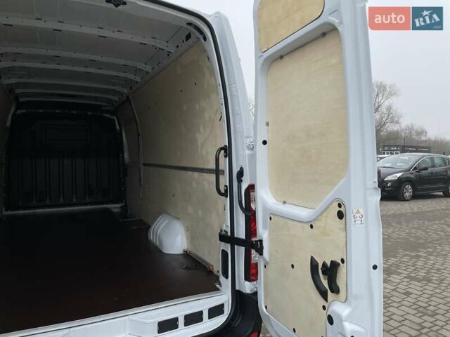 Белый Рено Мастер, объемом двигателя 2.3 л и пробегом 227 тыс. км за 24155 $, фото 28 на Automoto.ua