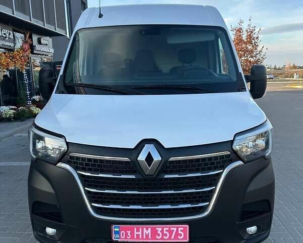 Белый Рено Мастер, объемом двигателя 2.3 л и пробегом 219 тыс. км за 20799 $, фото 2 на Automoto.ua
