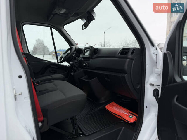 Білий Рено Мастєр, об'ємом двигуна 0 л та пробігом 238 тис. км за 26900 $, фото 21 на Automoto.ua