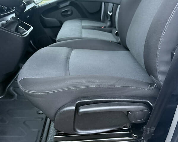 Білий Рено Мастєр, об'ємом двигуна 2.3 л та пробігом 239 тис. км за 22799 $, фото 59 на Automoto.ua