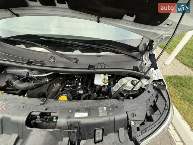 Білий Рено Мастєр, об'ємом двигуна 2.3 л та пробігом 105 тис. км за 24200 $, фото 45 на Automoto.ua