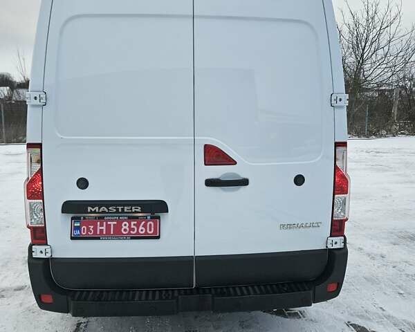 Белый Рено Мастер, объемом двигателя 2.3 л и пробегом 199 тыс. км за 21300 $, фото 2 на Automoto.ua