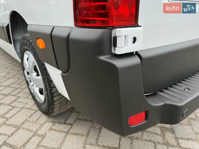 Білий Рено Мастєр, об'ємом двигуна 0 л та пробігом 192 тис. км за 21600 $, фото 14 на Automoto.ua