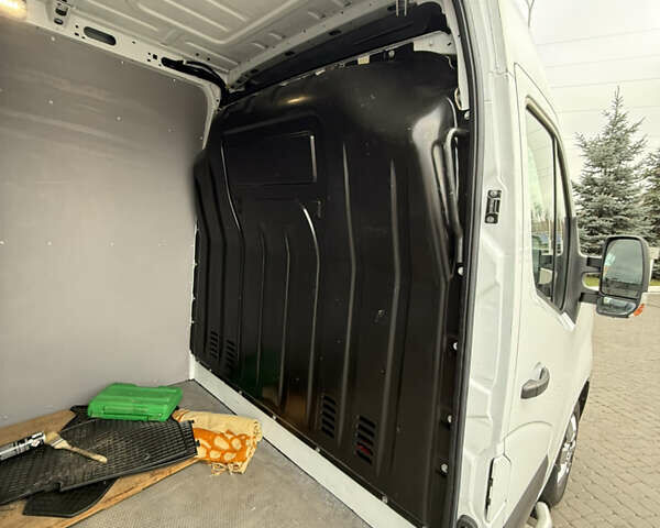 Білий Рено Мастєр, об'ємом двигуна 2.3 л та пробігом 105 тис. км за 24200 $, фото 39 на Automoto.ua