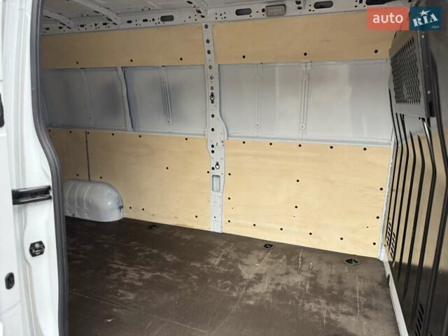 Белый Рено Мастер, объемом двигателя 2.3 л и пробегом 119 тыс. км за 23800 $, фото 24 на Automoto.ua