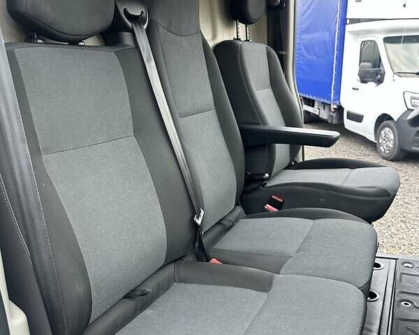 Білий Рено Мастєр, об'ємом двигуна 2.3 л та пробігом 198 тис. км за 19999 $, фото 34 на Automoto.ua