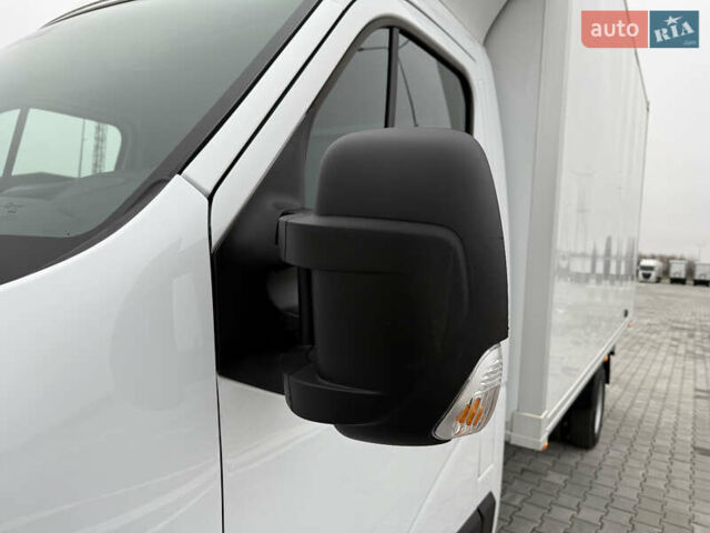Белый Рено Мастер, объемом двигателя 0 л и пробегом 199 тыс. км за 26500 $, фото 17 на Automoto.ua