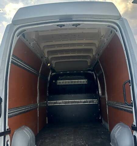 Белый Рено Мастер, объемом двигателя 2.3 л и пробегом 195 тыс. км за 19200 $, фото 11 на Automoto.ua