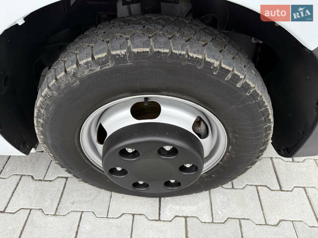 Белый Рено Мастер, объемом двигателя 0 л и пробегом 199 тыс. км за 26500 $, фото 30 на Automoto.ua