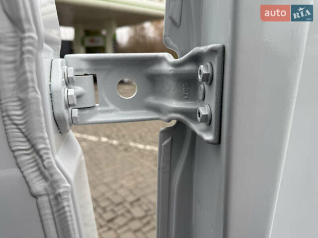 Білий Рено Мастєр, об'ємом двигуна 0 л та пробігом 192 тис. км за 21600 $, фото 72 на Automoto.ua