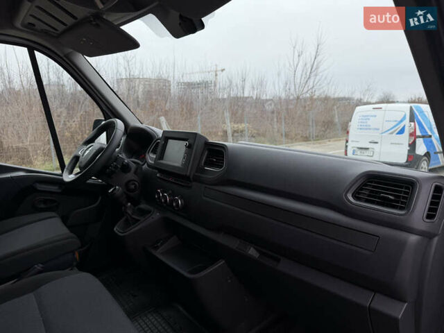 Білий Рено Мастєр, об'ємом двигуна 0 л та пробігом 243 тис. км за 21500 $, фото 29 на Automoto.ua