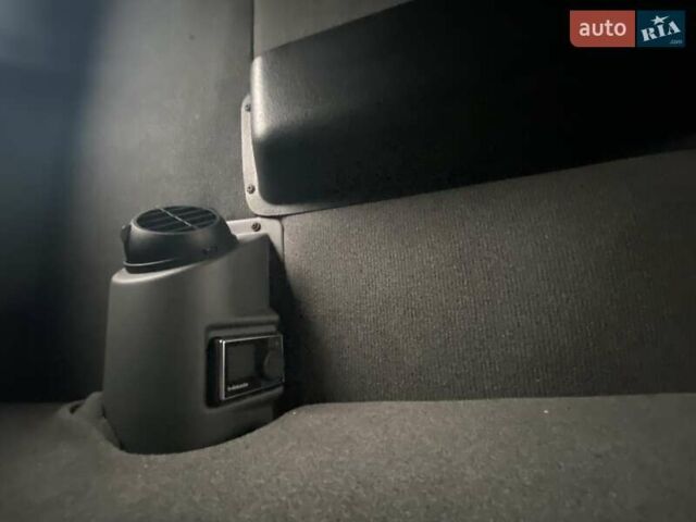 Белый Рено Мастер, объемом двигателя 2.3 л и пробегом 263 тыс. км за 20998 $, фото 26 на Automoto.ua