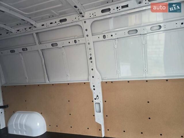Белый Рено Мастер, объемом двигателя 2.3 л и пробегом 124 тыс. км за 23600 $, фото 55 на Automoto.ua