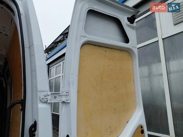 Білий Рено Мастєр, об'ємом двигуна 2.3 л та пробігом 80 тис. км за 20900 $, фото 7 на Automoto.ua