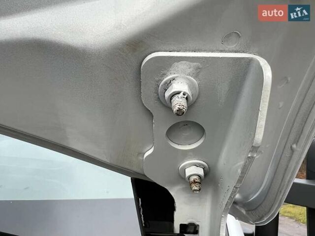 Белый Рено Мастер, объемом двигателя 2.3 л и пробегом 287 тыс. км за 25500 $, фото 111 на Automoto.ua